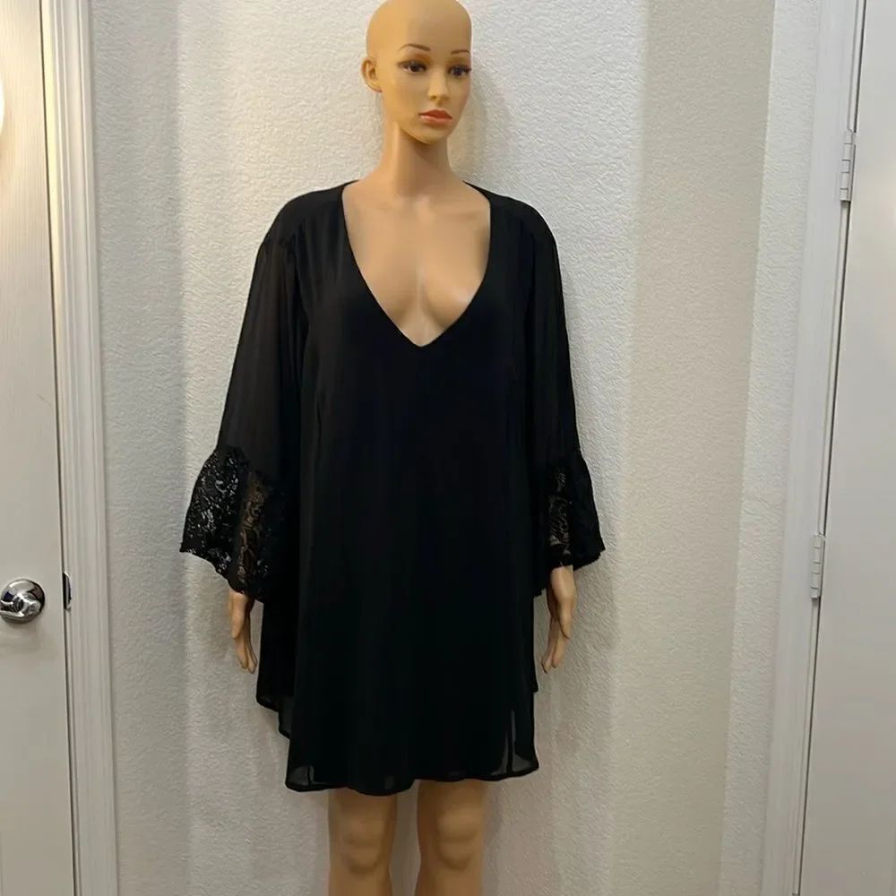 Torrid Dress Tunic Sz4 Black V Neck Long Sleeve Sheer Crotchet Lace Slip On Sexy